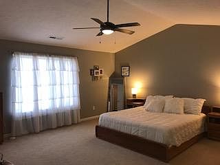 2nd image of 75 Oleander Dr