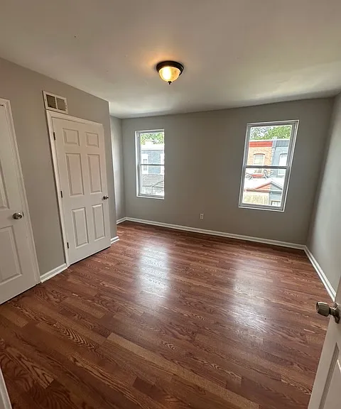 3922 Priscilla St — Photo 9