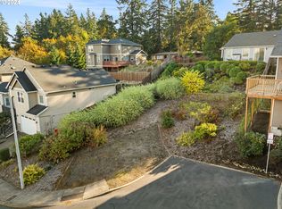 16743 SE Knoll Ridge Ter, Milwaukie, OR 97267