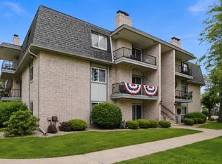 1725 Homan Dr APT 204, Schererville, IN 46375