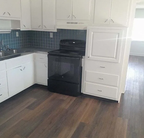 919 Osborne Dr #W — Photo 5
