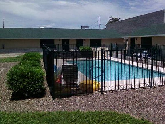 3rd image of 13235 N 21st Pl Unit 7