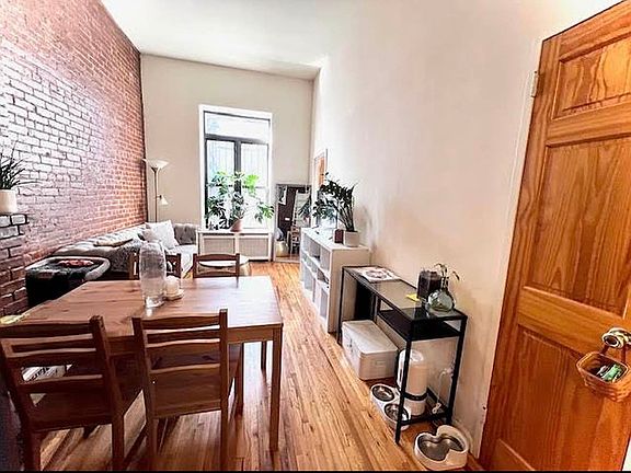 4th image of 125 W 81st St APT 1A