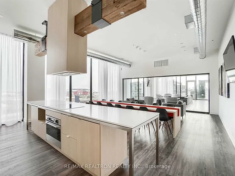 135 Liberty St #911 — Photo 13