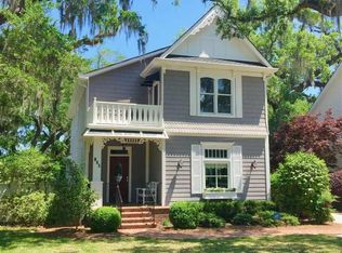 120 Berry Tree Dr, Pawleys Island, SC 29585