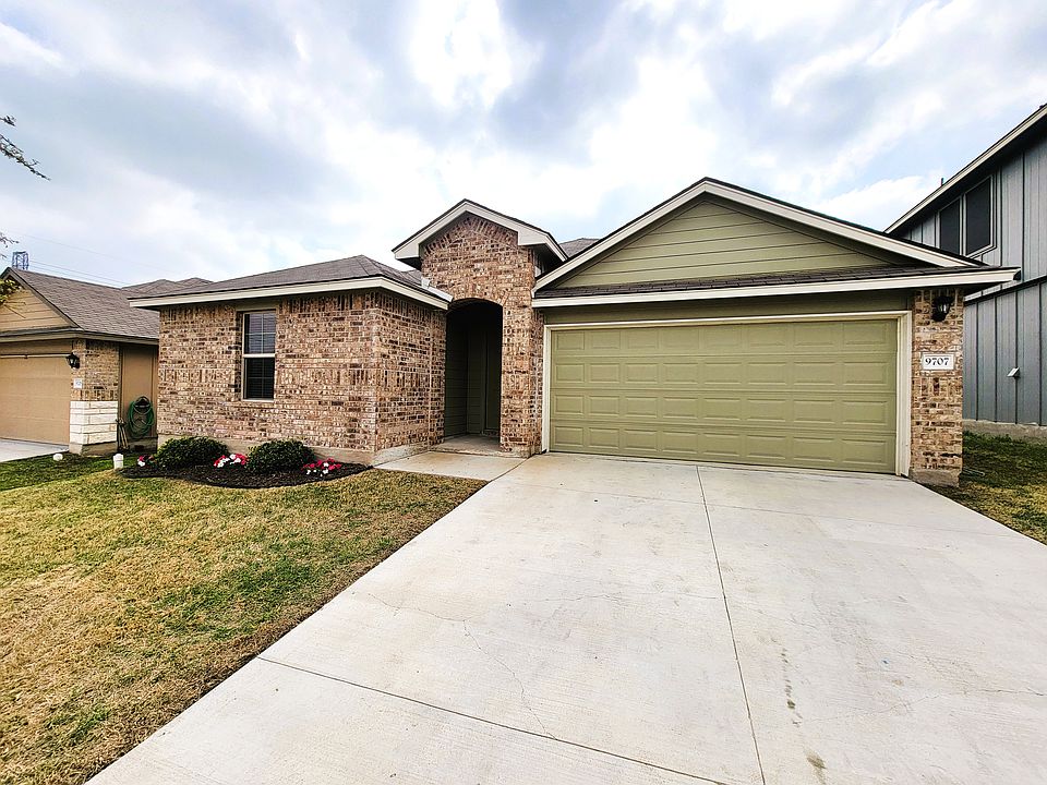 1st image of 9707 Murandy Dr