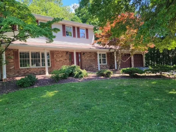 163 E Hamton Rd, Binghamton, NY 13903