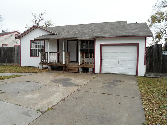 2nd image of 625 Scott Dr
