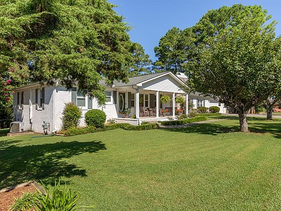 2nd image of 145 Karen Dr