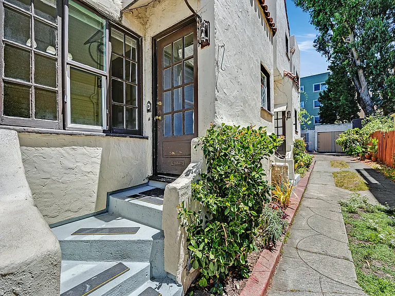 1619 Walnut St #D — Photo 8