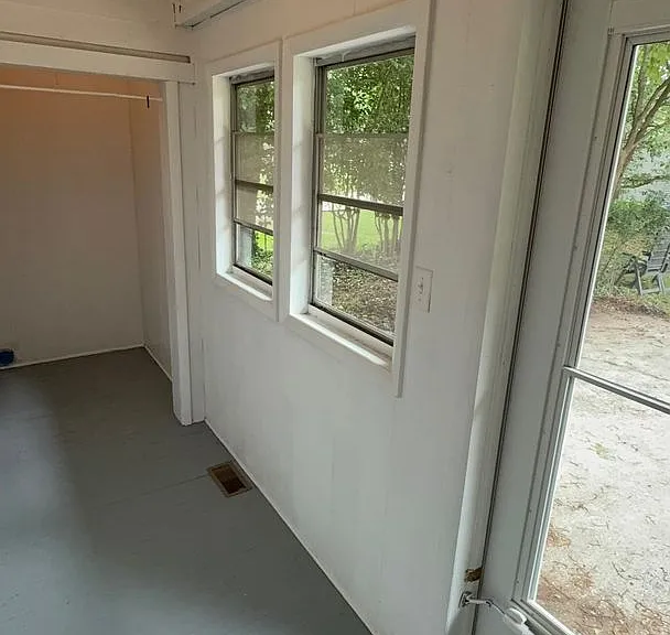 230 Grand Ave — Photo 26