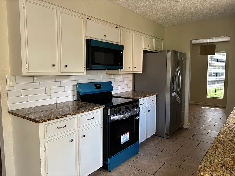 5058 Eider Dr — Photo 4