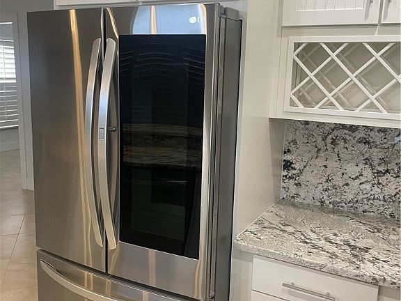 5th image of 5505 SW 12th Ave APT 106