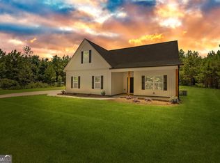 1992 E McIntosh Rd, Griffin, GA 30223