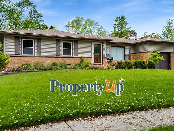 2nd image of 1464 E Dorothy Dr