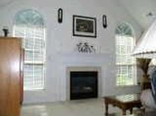 220 Cannon Dr, Fayetteville, GA 30214