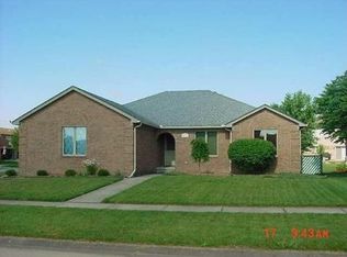 48331 Declaration Dr, Macomb, MI 48044