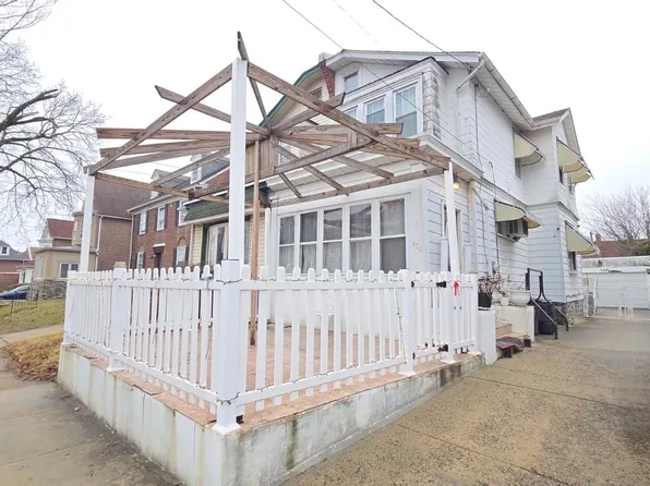 420 Gilham St, Philadelphia, PA 19111