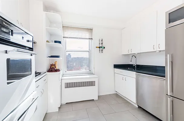 Sold by Re/Max In The City | media 1