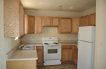 2nd image of 1208 1/2 E 20th St