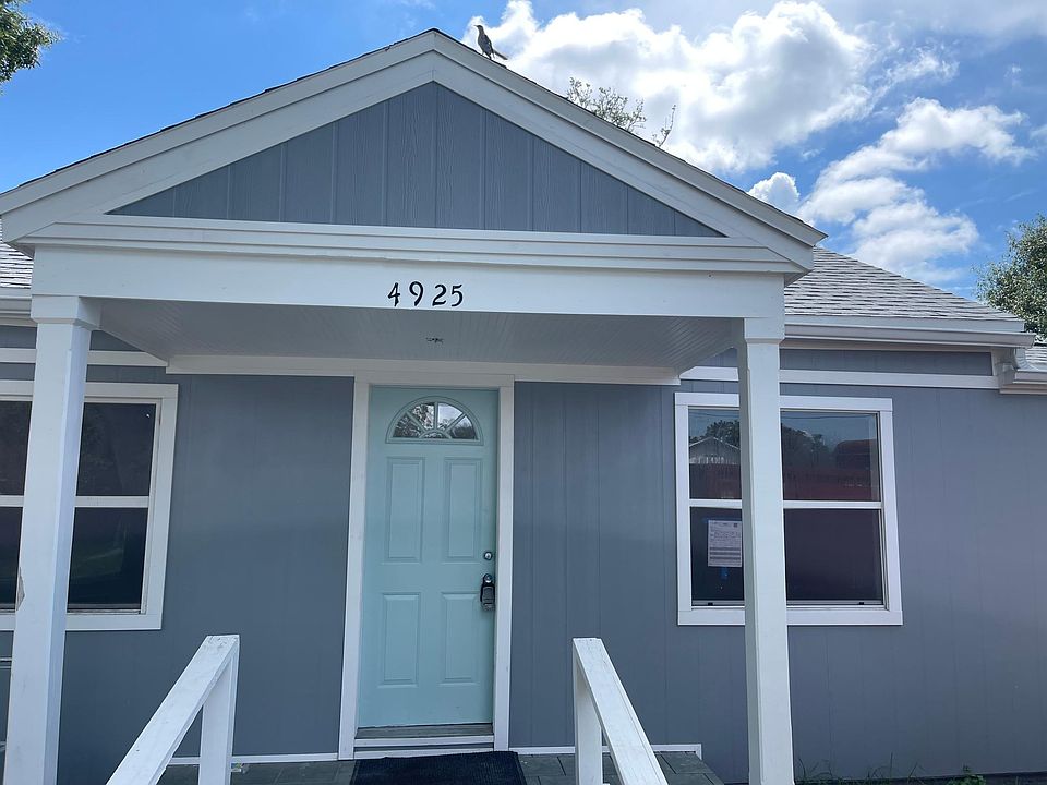 1st image of 4925 40th St N