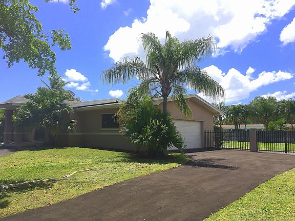 3rd image of 14700 SW 83rd Ave