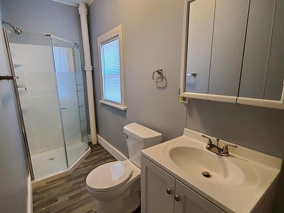 3rd image of 307 N Elm St #307