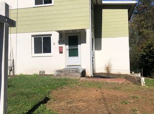 10714 Maple St, Fairfax, VA 22030