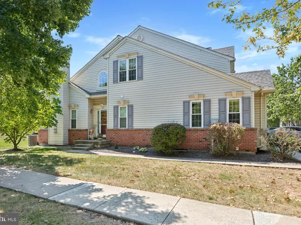 200 Wyncote Ct, Lansdale, PA 19446