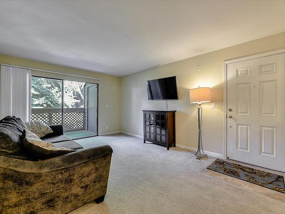 3rd image of 854 Catkin Ct
