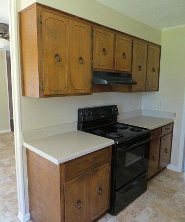 5th image of 257 Almon Dr #9