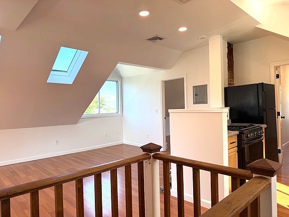 2nd image of 35-37 Webster St #3