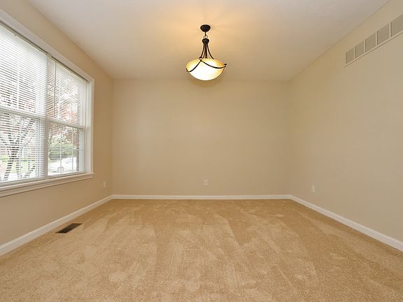2nd image of 6206 Flagstone Dr