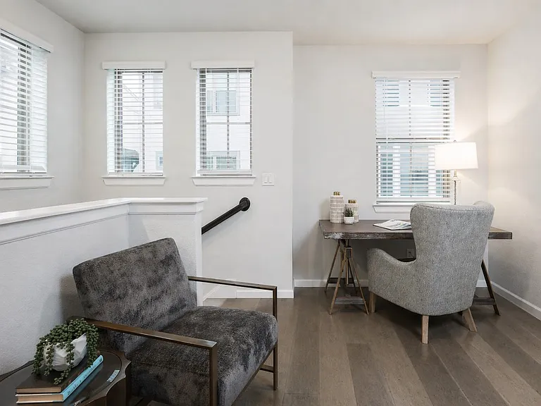 1115 Manacor Ln — Photo 19