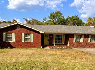 678 Clearview Dr, Madisonville, KY 42431