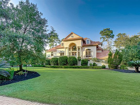 4th image of 35 Grand Regency Cir