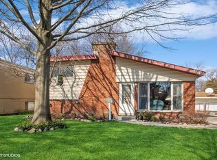 356 N Craig Pl, Lombard, IL 60148