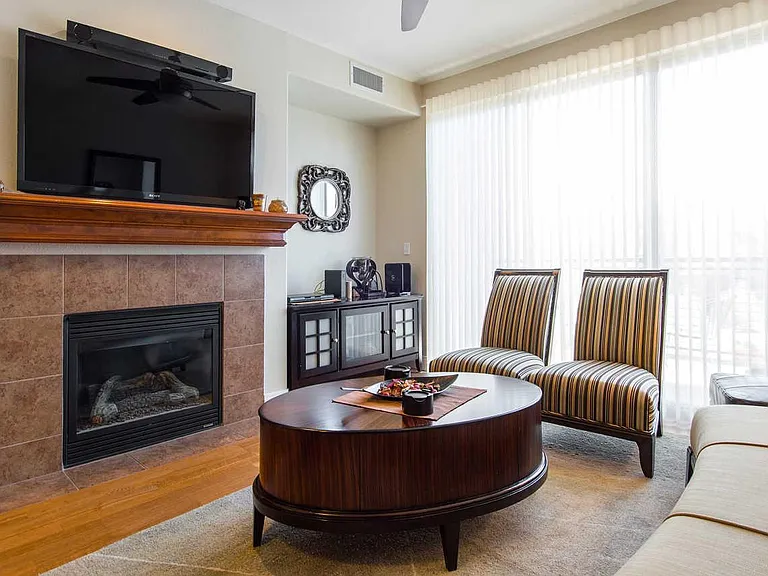 9039 E Panorama Cir #408 — Photo 8