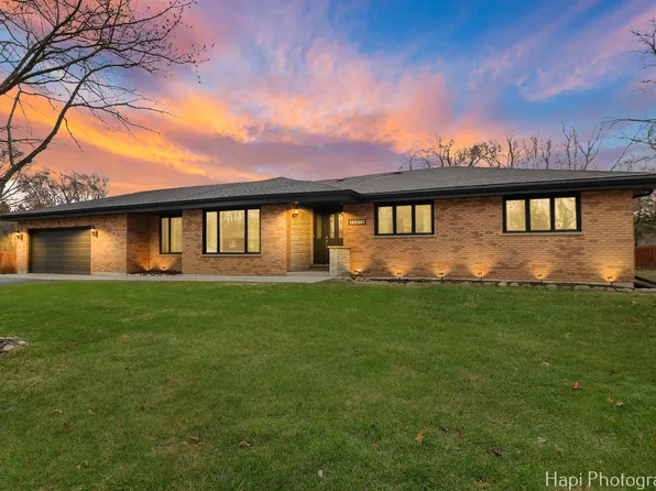 40456 N East Dr, Antioch, IL 60002