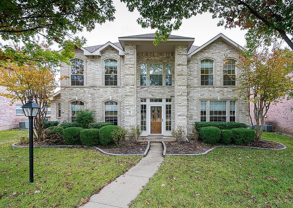 1st image of 15 Harper Dr