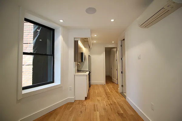 Rented by Hagstrom Management Inc | media 28