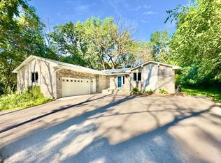13505 North St, Minnetonka, MN 55345