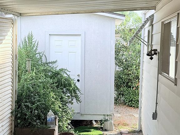4th image of 2300 E Valley Pkwy Space 102
