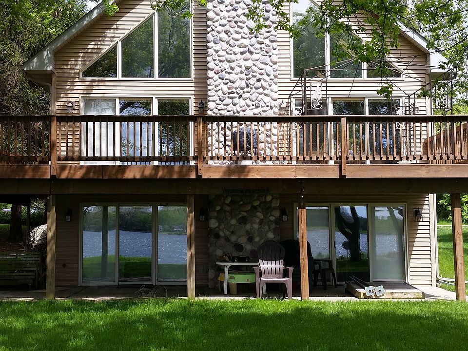 1st image of 2518 Candlewick Dr SE