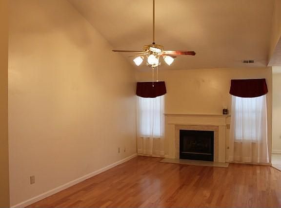 3rd image of 2126 Stonewood Ln