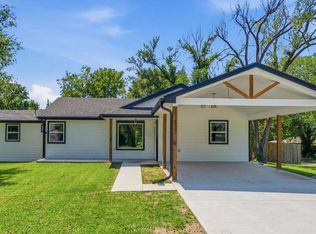 2101 S Bluff Ave, Wichita, KS 67218