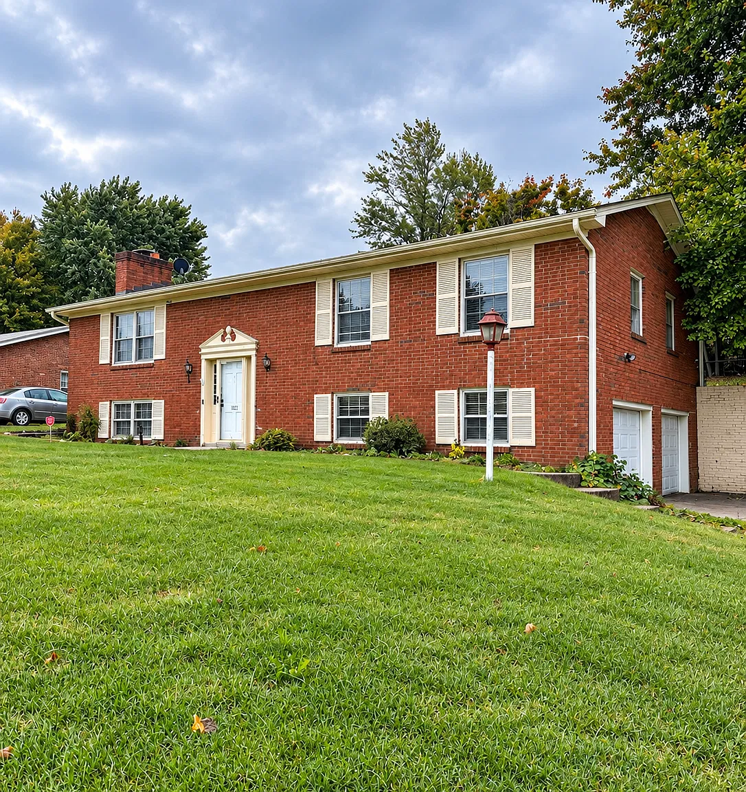 4 bed, 2300 sqft, $1,800 — Photo 1
