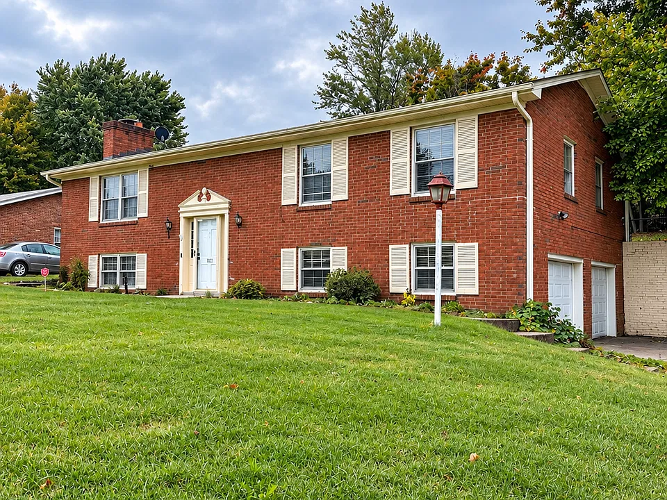 1021 Pawnee Dr