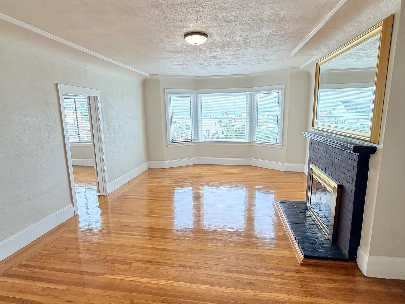 1 bed, 750 sqft, $5,000 — Photo 1