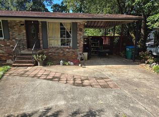 3141 Darlington Oak Dr, Atlanta, GA 30340